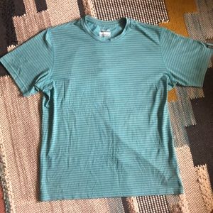 Columbia Omni-wick shirt size large